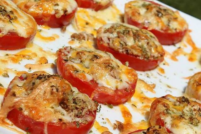 Tomates con atún