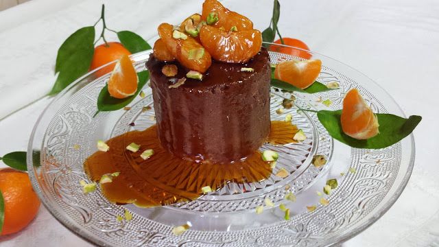 Mousse de chocolate con mandarina caramelizada
